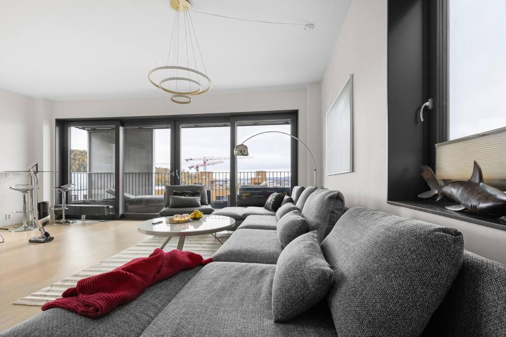 Modern 3Bed Room Sea View Apartment @ Oslo Barcode Exterior foto